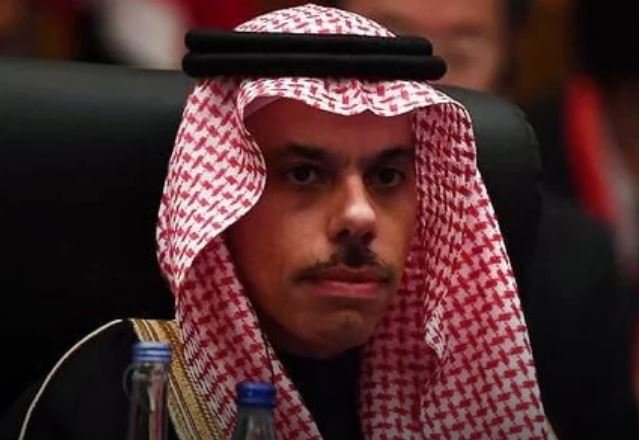 WEAPONS NOT DISCUSSED AT SINO-ARAB SUMMIT, SAUDI FOREIGN MINISTER