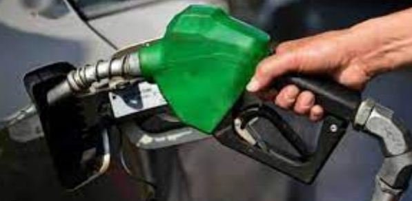 Big Reduction In Petrol Price Rs 40 Per Liter Cheaper