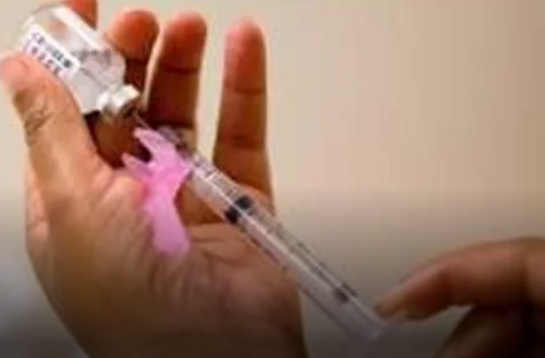 In Canada, Flu Shots And Covid-19 Vaccine Shots Will Begin Today