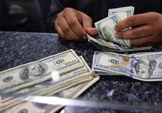 The Series Of Flight Of The Rupee Is Broken, The Price Of The Dollar Increases
