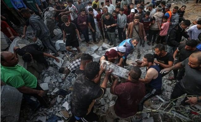 Israeli Attack On Gaza Refugee Camp, 433 More Palestinian Martyrs