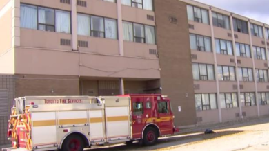 Fire at Toronto Plaza Hotel, one dead