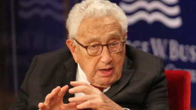 Former US Secretary of State Henry Kissinger has died