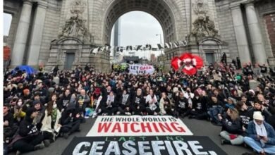 United States, Jewish Organizations Sit On Manhattan Bridge Against Israeli Atrocities