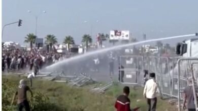 In Turkey, The Participants Of The Rally In Support Of The Palestinians Attempted To Attack The American Air Base