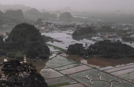 Pyphoon In Japan, Hundreds Of Flights Cancelled