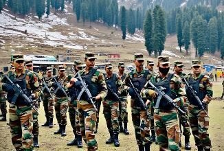 Indian troops in Kashmir