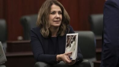 Premier Alberta Daniel Smith