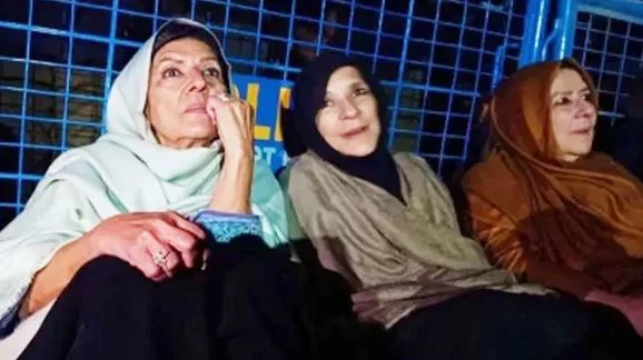 Imran Khan’s sisters Uzma Khan and Noreen Niazi detained in Lahore ahead of PTI protest