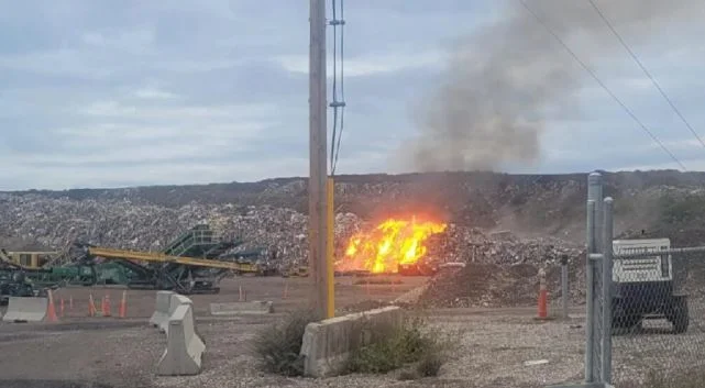 Major fire at private landfill in southeast Calgary sends smoke into nearby communities