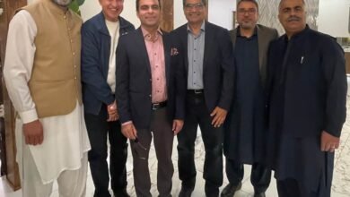 Qasim Ali Shah addressing the Pakistani community at an Al Mustafa Welfare Alberta event in Calgary