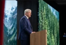 Former Canadian Prime Minister Stephen Harper speaks about Canada-US trade relations at the Canada Investment Summit