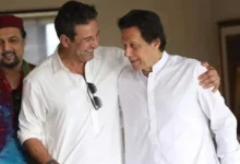 Wasim Akram expresses concern over Imran Khan's health