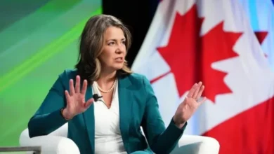 Alberta Premier Daniel Smith as debate grows over UCP official’s meeting with U.S. Republican strategists and Alberta separation referendum
