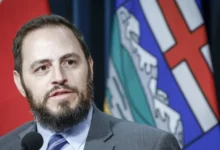 Alberta Education Minister Demetrios Nicolaides discusses proposed changes to school report cards across the province.